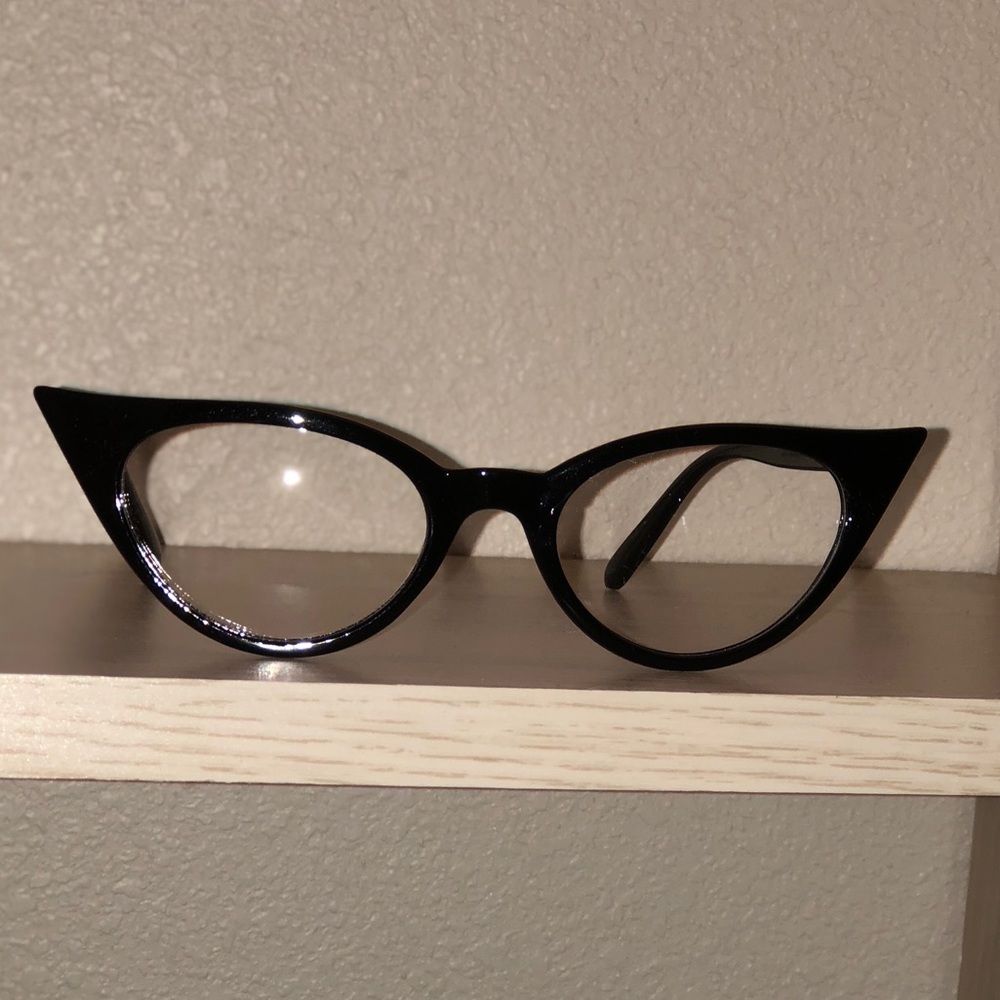 Eyeglasses